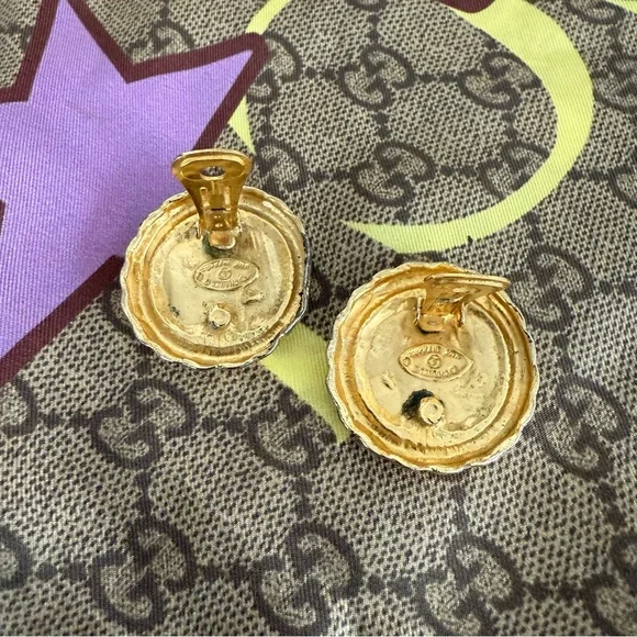 Vintage 90’s CHANEL Clip Ons with Braided Gold